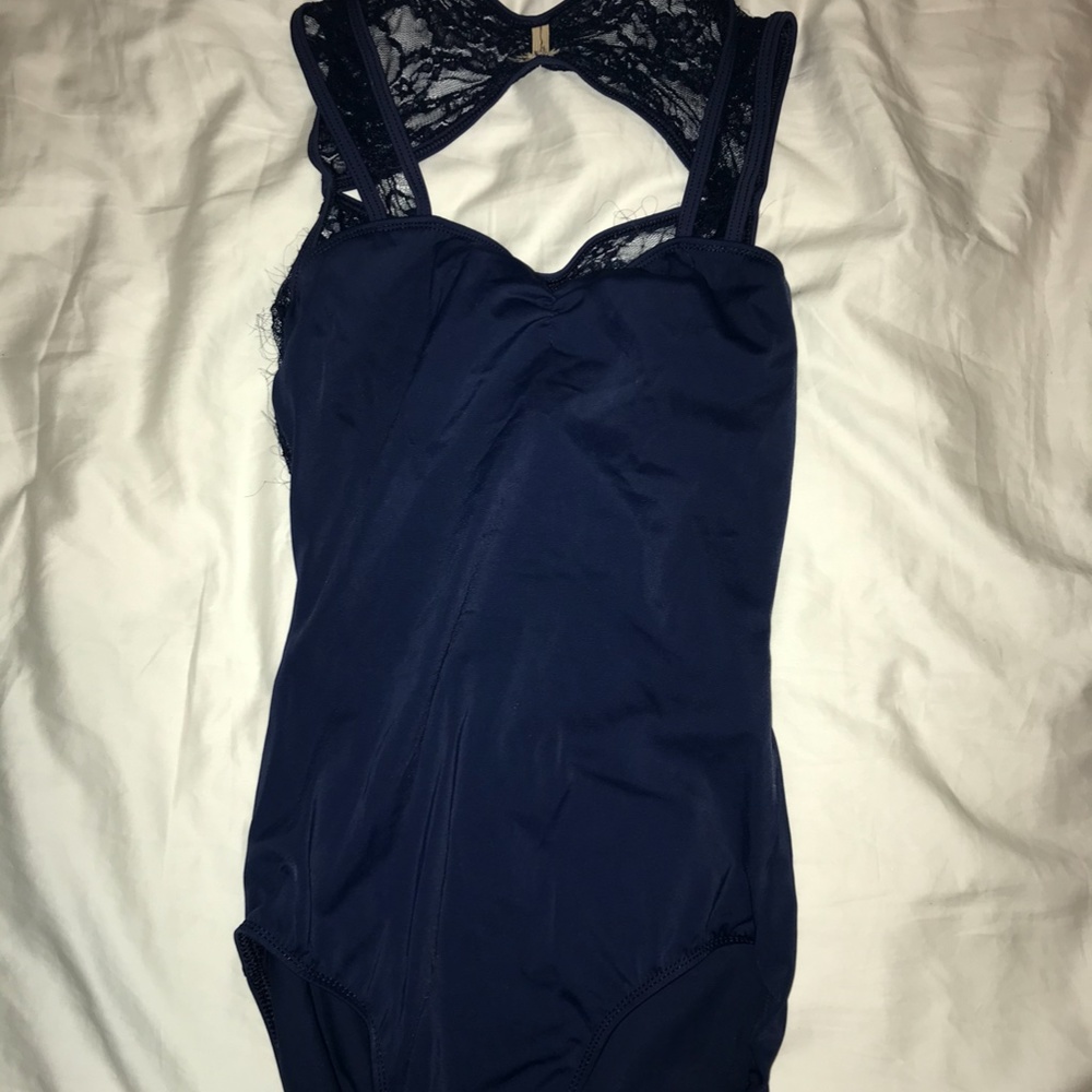Balera lace pinch-back leotard AS